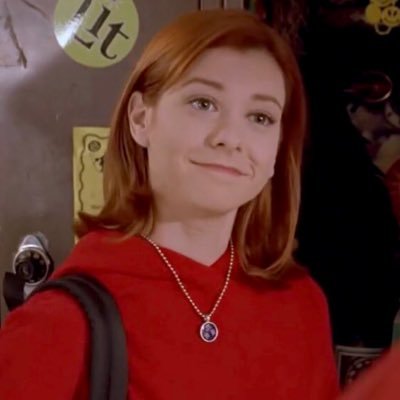 bestofwiIIow's profile picture. “and i think i’m kinda gay.” • all gifs are made by me ✨