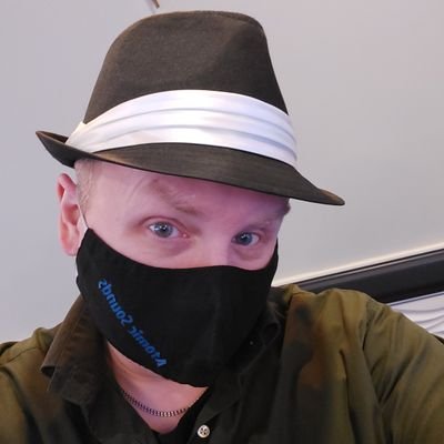 LeMiless's profile picture. Love strategy board games, karaoke, movies of all kinds and good open-minded people.. always looking for new friends to hang with for games or anything fun.. :)