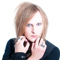 𝐀𝐑𝐄𝐊𝐔 (@areku_avalinity) 's Twitter Profile