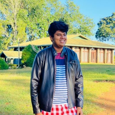 Ishan_Rashitha's profile picture. 20T,
🇱🇰 Sri Lankan,
Undergraduate,
Programmer