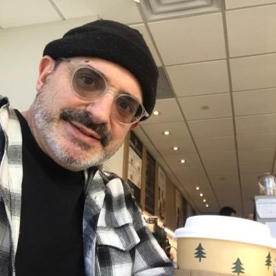 joytigerbeau's profile picture. My hands in the air