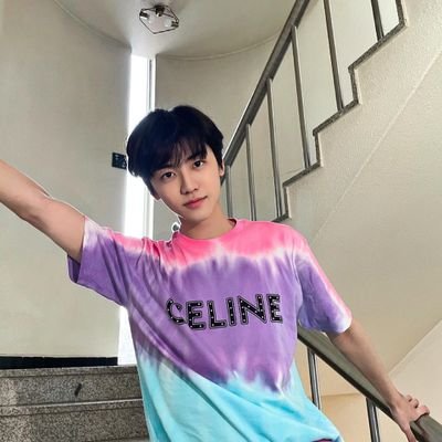 zjminaa's profile picture. 