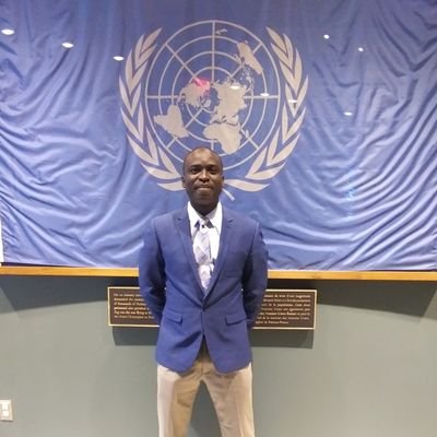 Journaliste-Ecrivain, expert Analyste en Sécurité et Développement. Consultant senior sur les questions d'ALPC et de Développement personnel.