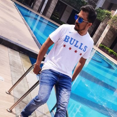 Ro_Mumbai's profile picture. Sometimes I just want to give it all up and become a handsome billionaire