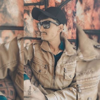 cricket is first love🏏🏏❤️😍🤗
yaaro ka yaar👬👬
bindass boy🤠🤗