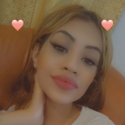 alejchvz's profile picture. venezuelienne 🇻🇪
juste la pour rigoler et m'amuser -- 
fan de manga 🥴. je follow back ✌🏽