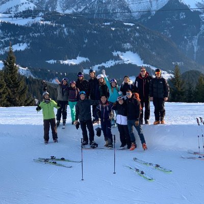 This is the research group of Prof. @JLuterbacher at @EPFL_en. We like biomass, catalysis and all things about green chemistry!
Account run by students.