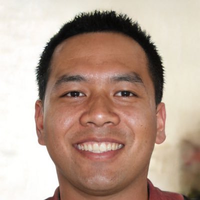 Straatlantaarn_'s profile picture. Rechtsgeleerde, IT-er, PSV-supporter.