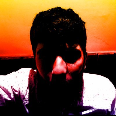 joey8mon's profile picture. Alguien extraño en un mundo raro. Afectado por el sindrome de Fausto y el que tengo aquí colgado.