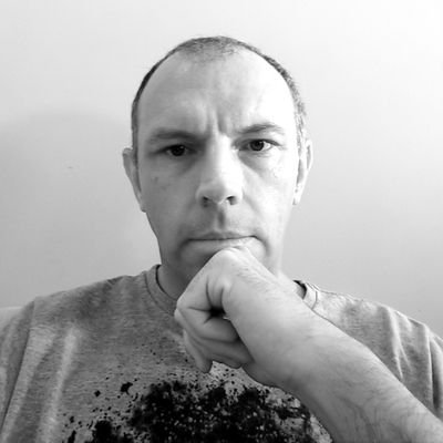 walter_valle's profile picture. Um curioso exercitando a curiosidade.