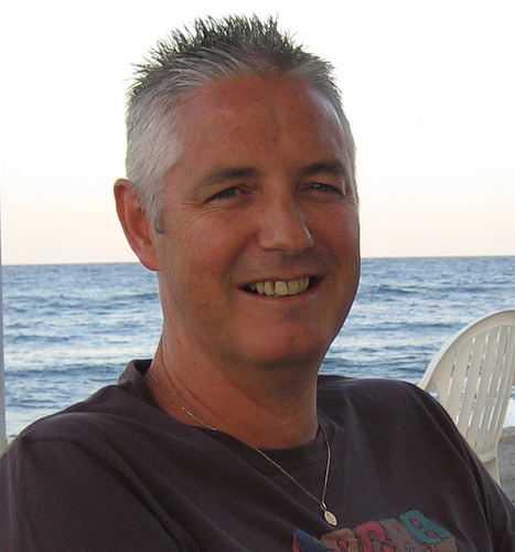 Silver_Fox's profile picture. Father of 2, Husband to @r3n3370 and sometime IT contractor.