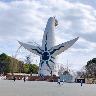 気が付けばアラフォー。ジーナ式育ちの姉妹の母。鍼したりお灸したりする人。WWK/ジーナ式/補完食/BLW/玩具に関心強め。おもちゃ沼の浅瀬でちゃぷちゃぷしてます。グラパット推し。最近は万博の通期パス買って満喫してる。フォローもブロ解もご自由に。気軽に話しかけてください🙌