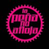 lapenanoafloja's profile picture. Nos gusta la bici y cada semana hacemos un podcast que colgamos en Ivoox. También estamos en Radio Giralda de 20:00 a 22:00 los martes en https://t.co/l4tUXMONEQ