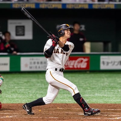 とある公立高校の野球部マネージャー⚾︎この上ないハリポタオタク🙃G党女子です🙌亀井選手、増田大選手、若林選手最高ﾃﾞｽ😉無言フォローごめんなさい🙏DM仲良しさんだけかも？巨人ファンならフォロバ100％!