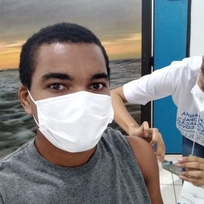 Vivão e vivendo.