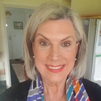 Julia E. Fa (@jefasierra) 's Twitter Profile