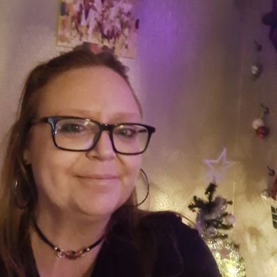 traceybedford's profile picture. A very young grandma of 3 beautiful kids who live with me... Reality TV is my escape..