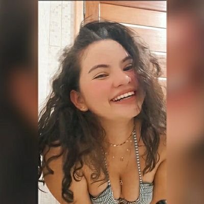 larisnts13's profile picture. 🌻🌼