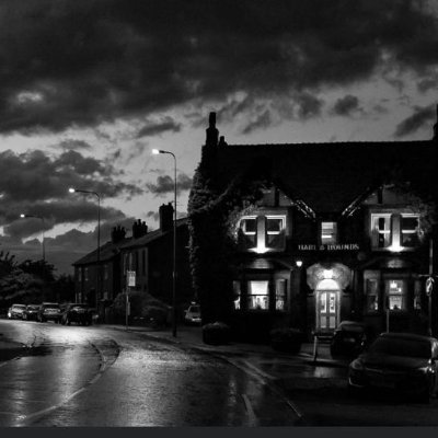 A friendly local community pub in Longshaw, Billinge