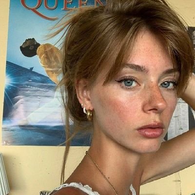 sakurawithchen's profile picture. 