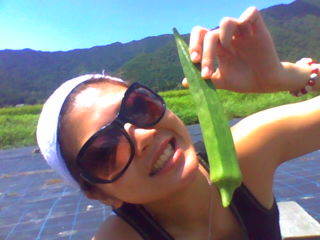 ar3a810's profile picture. 元美容師のラガールだす(･∀･)可愛い坊っﾁｬﾝとｻｯｶｰ馬鹿な旦那、そして愉快な友人に囲まれてぬくぬくと生きてます。しょーもない日常をつぶやいてます。単なる自己満♡