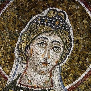 AposStella's profile picture. Artist, photographer - fond of split screen narratives.