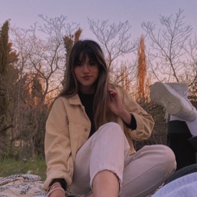 Si nada nos salva de la muerte que el amor nos salve de la vida💘 ❤💛💜
