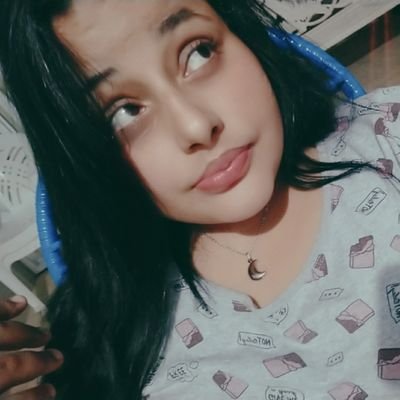 Pedagoga 👩🏻🏫
Namorada do @cleypack 👩❤️💋👨
Insta: @ketlybrandao 👩🏻💻