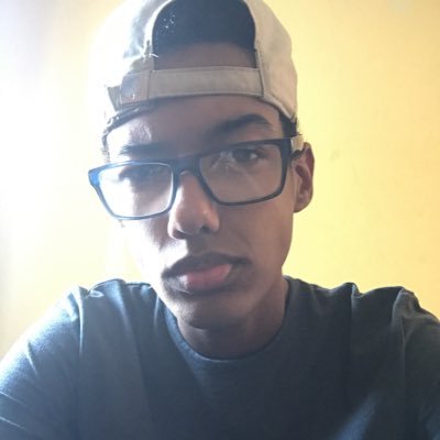 fabrici97112766's profile picture. 