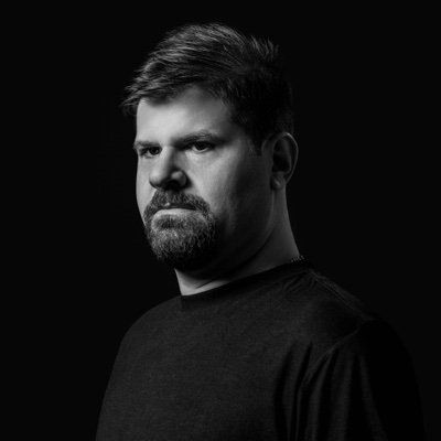 I am a professional #movies producer, director, screenwriter, & coach. Also a proud father! Owner of Tytin Productions studio. #supportindiefilm #filmmaker