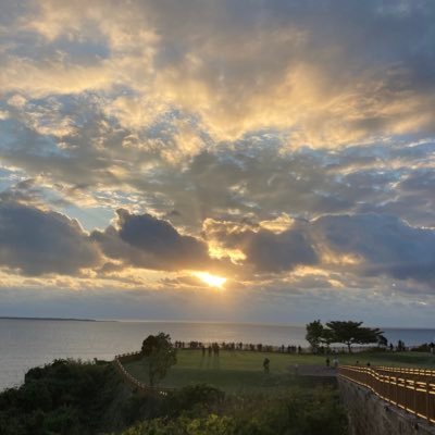 happy_093525's profile picture. 国家公務員→コンサル転職/ ジム/ 健康/ 美容// I'm sure it'll be a wonderful great day today.