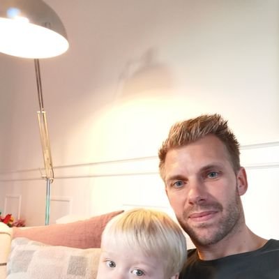 NielsenKraft's profile picture. Højt humør