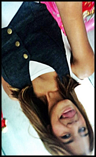 Que princepe encantado nada (8)