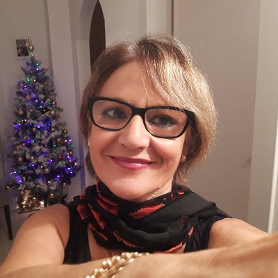 RachelDurand8's profile picture. 