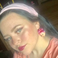 tri (@tristenshea) 's Twitter Profile