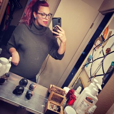 Ghost Hunter 👻 I have nothing inspirational to say. 🤦🏽♀️ What’s blooming my poppies. 🌺