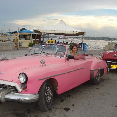 Anecuzarod's profile picture. 