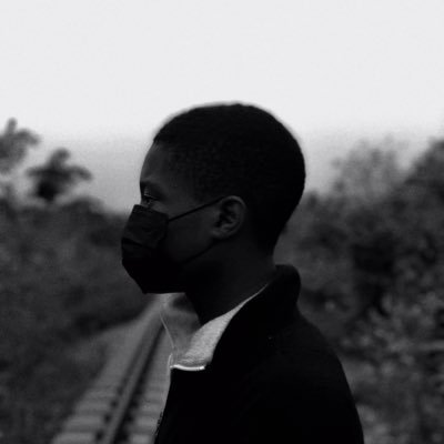 Aspiring Architect|Nature and Documentary Photographer 📸📷 Visual Artist 🖌 Photography page on Instagram:@theadewoyin Personal page:@icethegram