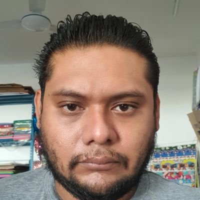 PERSONA TRANQUILA, AMABLE NO ME METO BUSCO PROBLEMAS PERO LO MAS IMPORTANTE RESPETUOSO E INTELIGENTE