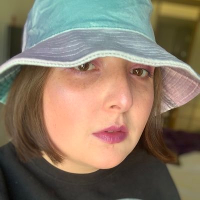 26. Kansas. she/her. Owl (SFShock). Entj. Gemini. SSDGM. general nerd 🏳️🌈 💖💜💙 just a full multi stan at this point