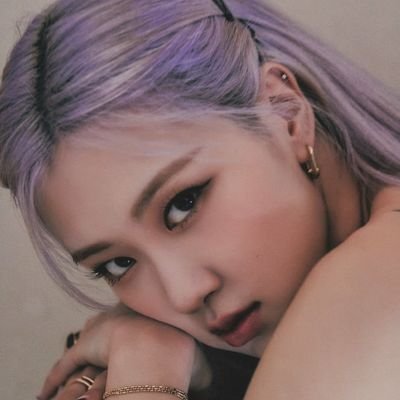 VR0SEART's profile picture. roseanne park gallery.