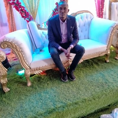 qaman2989's profile picture. 