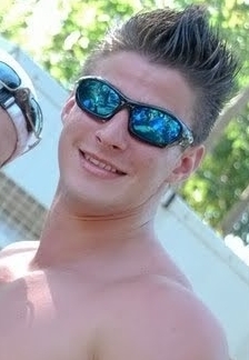 Prαzer Vinicius Rossi, Futuro Personal Trainer  ama baladas,ama seus amigos não possui Orkut,Facebook, & adora curti a vida Intensamente