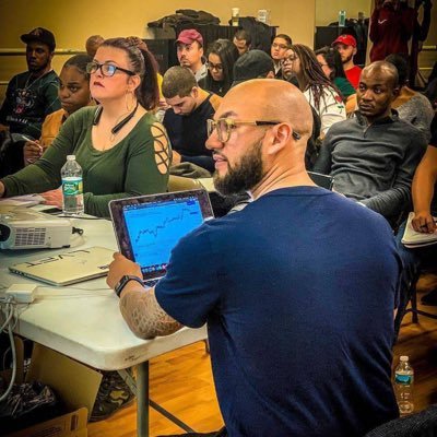 James_noah_btc_and_fx_trader Note takers are money makers!❗️Teaching a strategy that is literally making people hundreds to thousands a day 💸