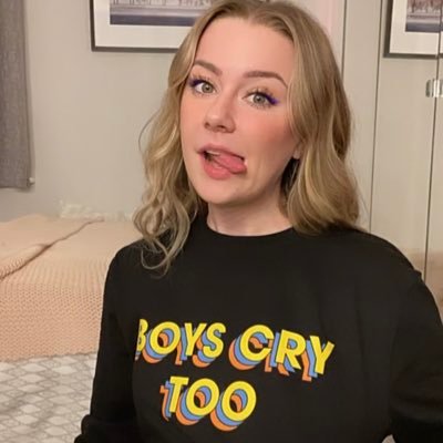 0liviaFord's profile picture. 🌸💖🐷🍬🎀👛🦩🩰🎟