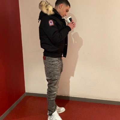 Kratosgvang's profile picture. 