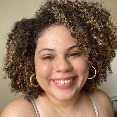 thegenesis_way's profile picture. Afro-Latina discovering her way of doing things