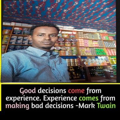 AxmedIsmcl's profile picture. Educator