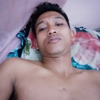 Iwan05588847's profile picture. Selow