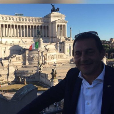 LucchinoL's profile picture. 